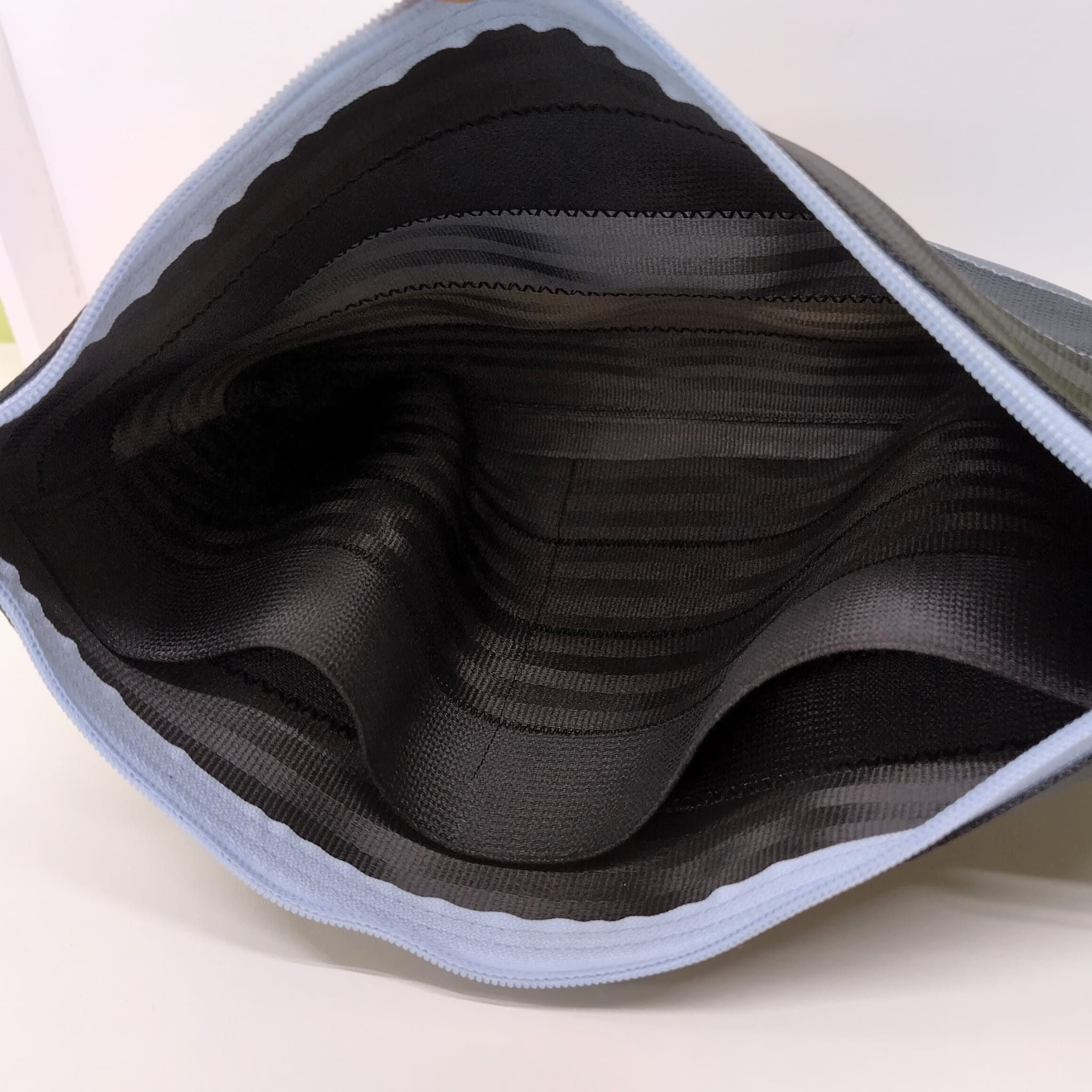 Tablet-Hülle, Tablet-Tasche, I-Pad Etui Autogurt Upcycling